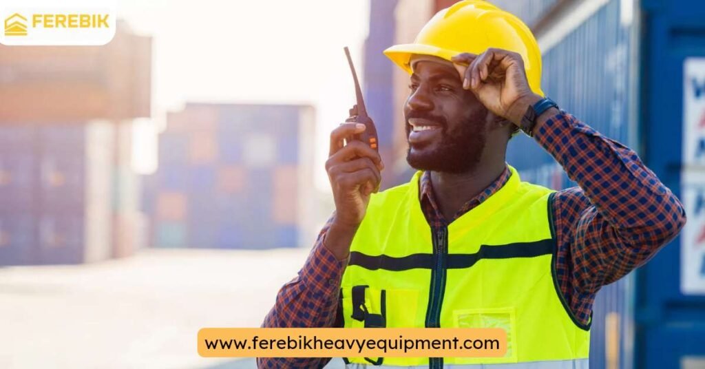 Safety Tips for Heavy Equipment - Effective Communication 